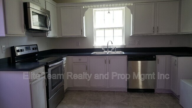 Building Photo - 8209 Lamplighter Pl