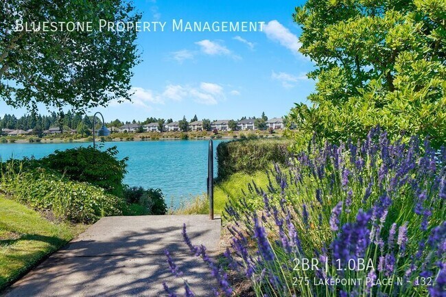 Building Photo - 275 Lakepoint Pl N