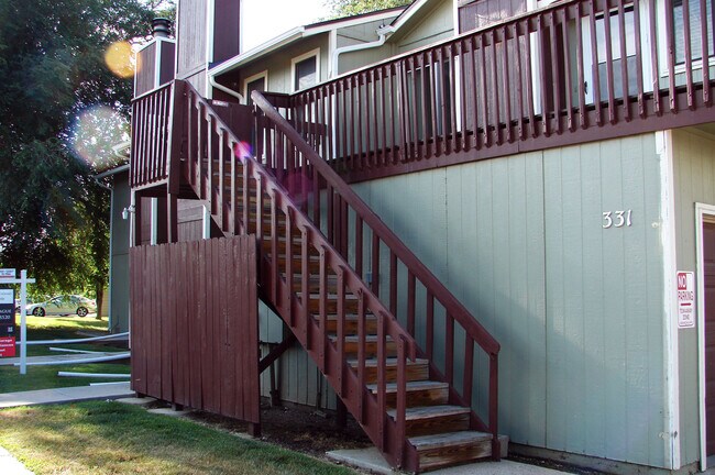 Building Photo - 331 Sundance Cir N