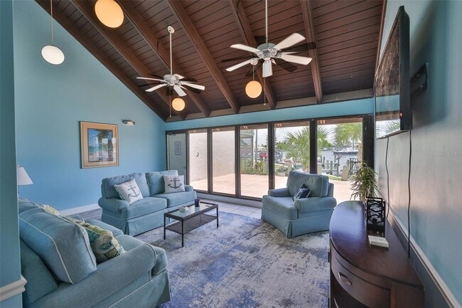 Building Photo - 1028 Apollo Beach Blvd