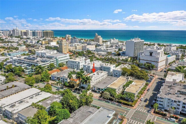 Building Photo - 1027 Pennsylvania Ave