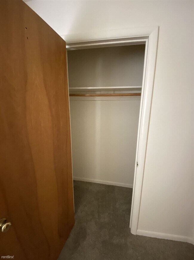 Building Photo - 17161 Denver St