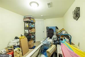 Building Photo - 2918 Capri Dr