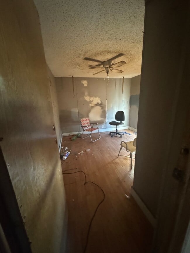Building Photo - 3 BR 2 Bath 1,680 sq ft doublewide mobile ...