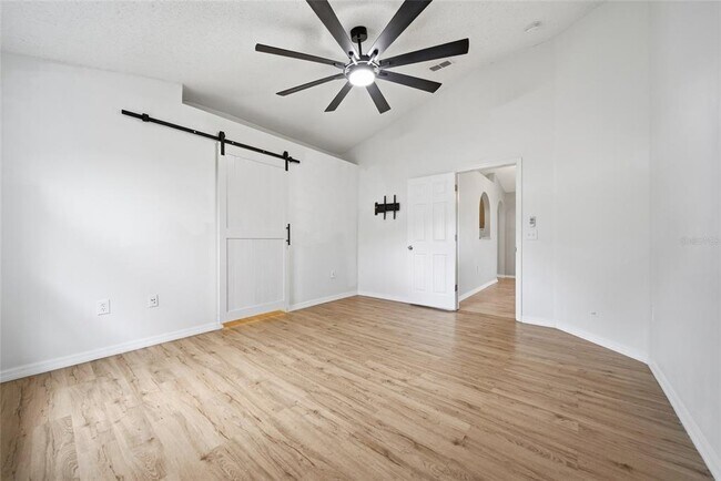 Building Photo - 10617 Opus Dr