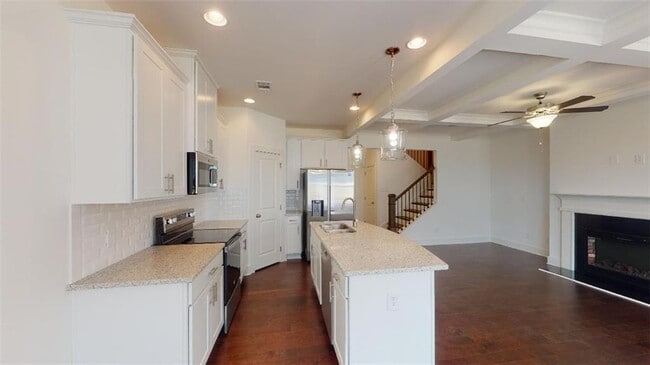 Building Photo - 2253 Mulsanne Dr