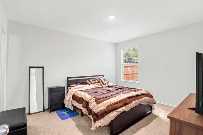 Building Photo - 15327 Shortwing