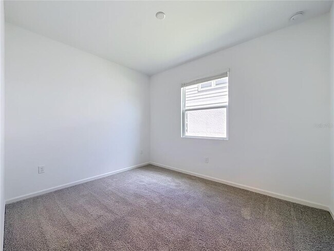 Building Photo - 770 Lake Dell Ave