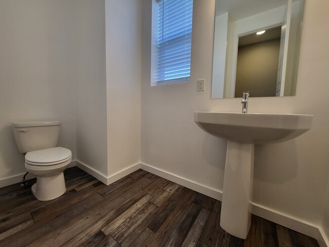 Building Photo - 1513 Zephyr Way