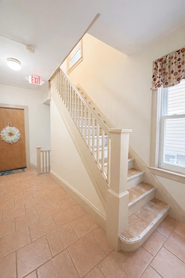 Building Photo - 260 Prospect Ave