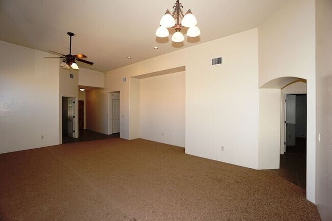 Building Photo - Pending/ Rented - Spacious 3BR East Tucson Home | 1,889 SQFT & 2-Car Garage