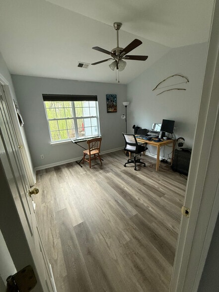 Building Photo - 3781 Winborne Ln