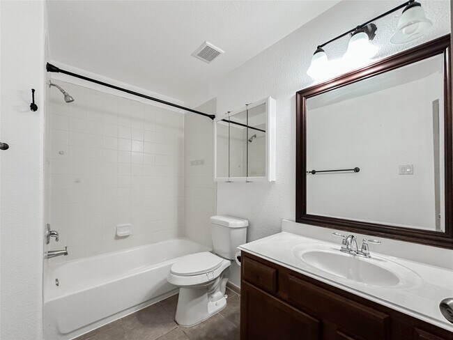 Building Photo - 20319 Little Wing Dr