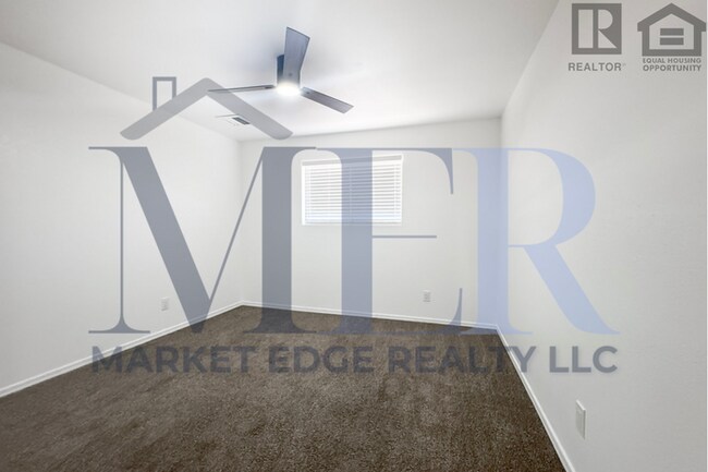 Building Photo - 5Bed/2Bath Home at Southern/Mill Ave! $399...