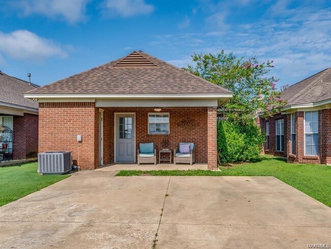 Building Photo - 1261 Westfield Ln