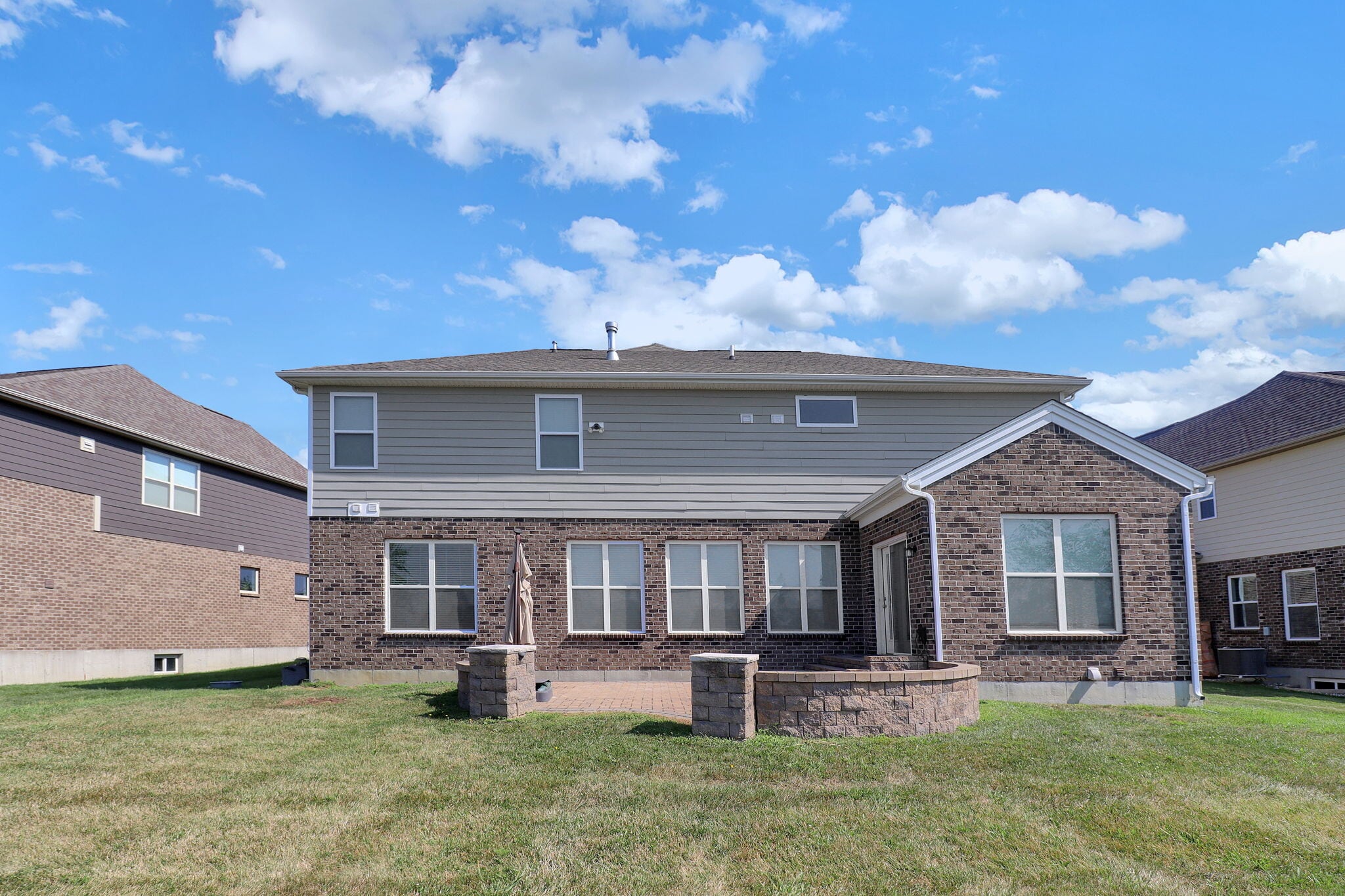 Building Photo - 6743 Palmetto Dr