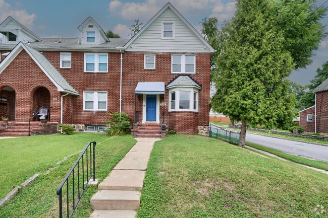 Building Photo - 1031 Elm Ridge Ave
