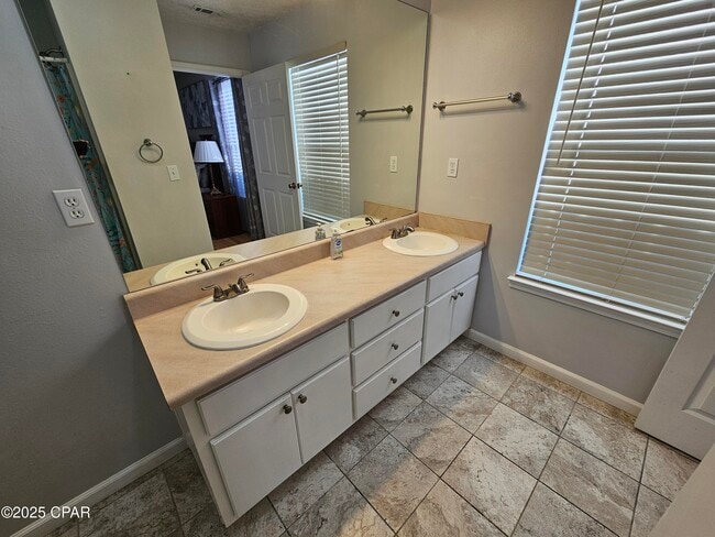 Building Photo - 2805 Gwendolen Ct