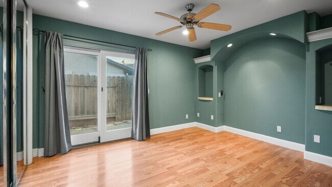 Building Photo - Beautifully Upgraded Single Family Home in Vacaville