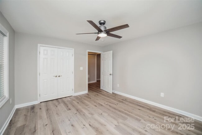Building Photo - 27 Dorland Ave SW
