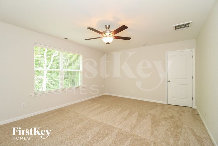 Building Photo - 2604 Dallas Dr