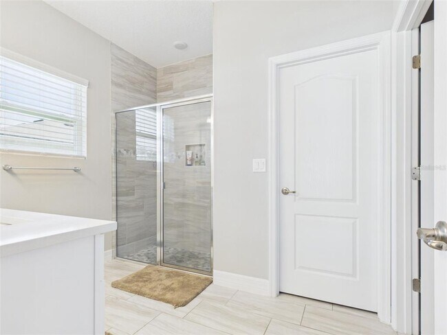 Building Photo - 15110 SW 43rd Avenue Rd