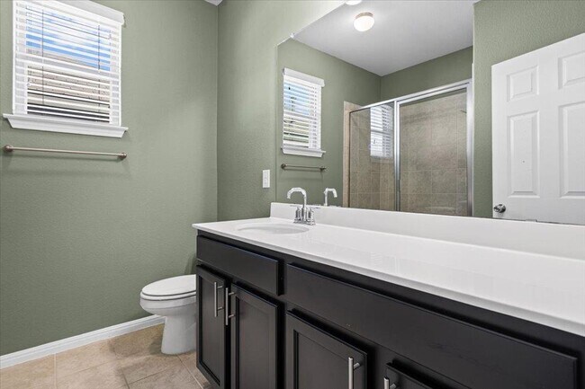 Building Photo - 9703 Sunny Swan Ct