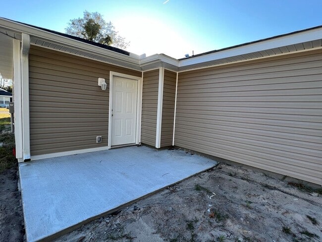 Building Photo - 3bd 2ba HOME FOR RENT!