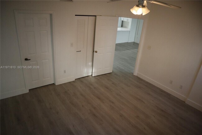 Building Photo - 721 SW 148th Ave