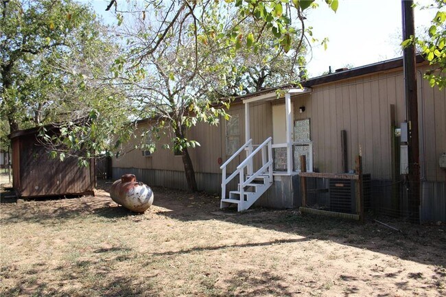 Building Photo - 122 Blue Flame Rd