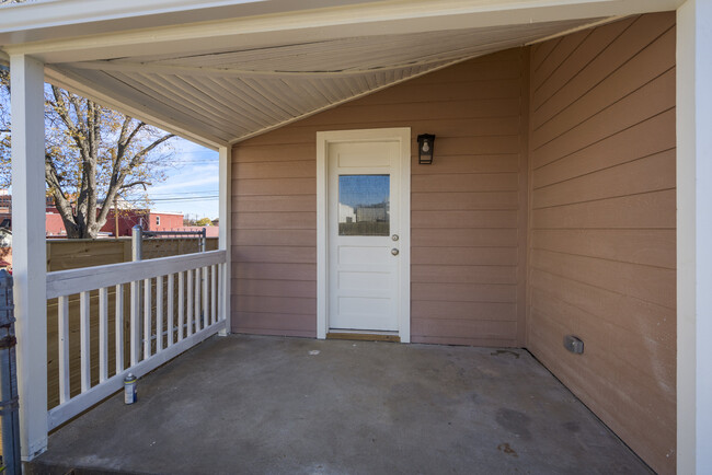 Back/Side Porch - 109 E Thompson Ave