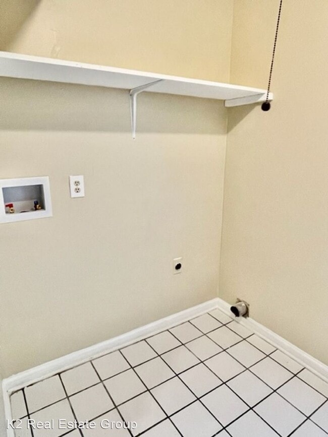 Building Photo - 3 br, 2 bath House - 9210 E William Thomas...