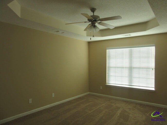 Building Photo - 302 Timberwind Dr