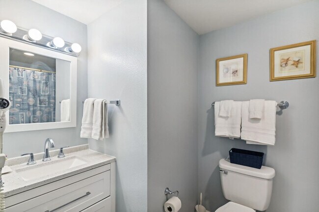 Building Photo - 104 Gulfside Ct