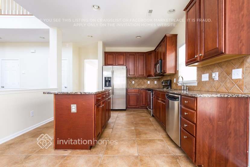 Building Photo - 9834 Edinburgh Ln