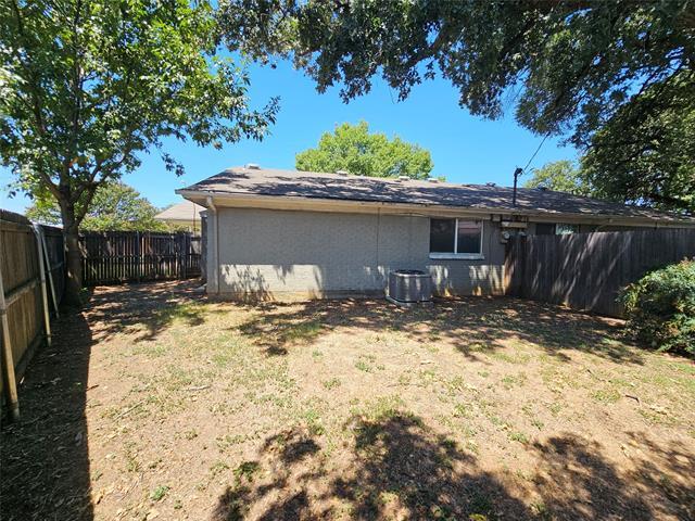 Building Photo - 720 Billie Ruth Ln