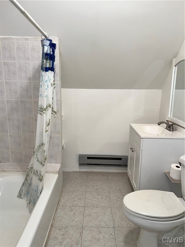 Building Photo - 1651 Howard Ave