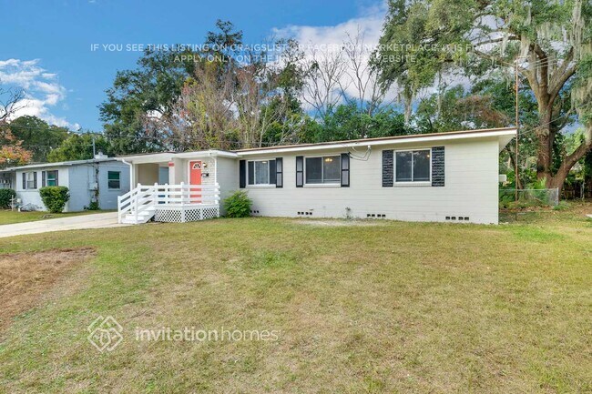 Building Photo - 5815 Oliver St