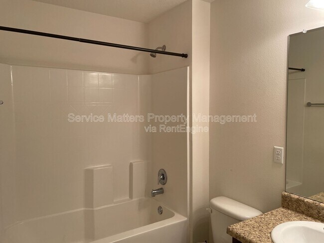 Building Photo - 254 Cottage View Dr