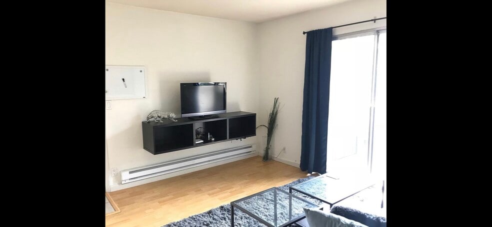 Building Photo - 37337 Sequoia Rd