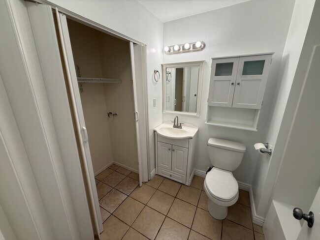 Building Photo - 28015 Sarabande Ln