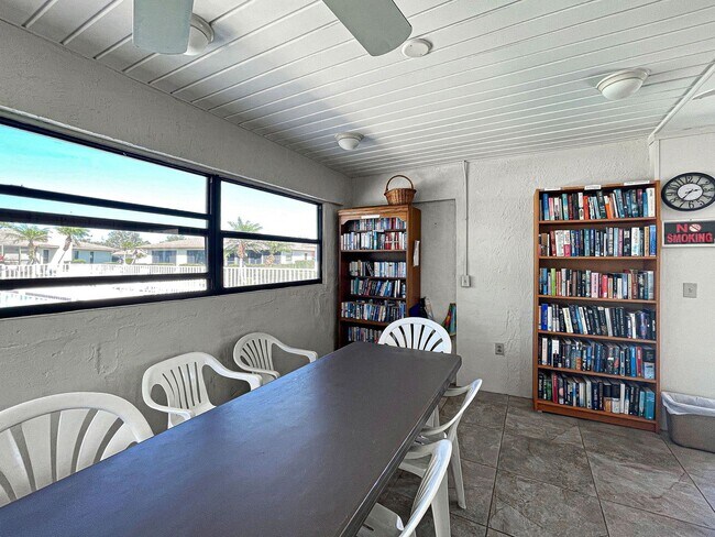 Building Photo - FURNISHED! 2BD/2BA/1CG in Vivienda West - a 55+Community