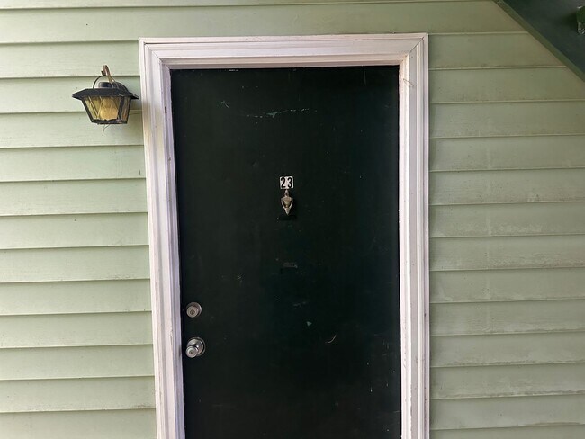 Building Photo - 435 Haltiwanger Rd