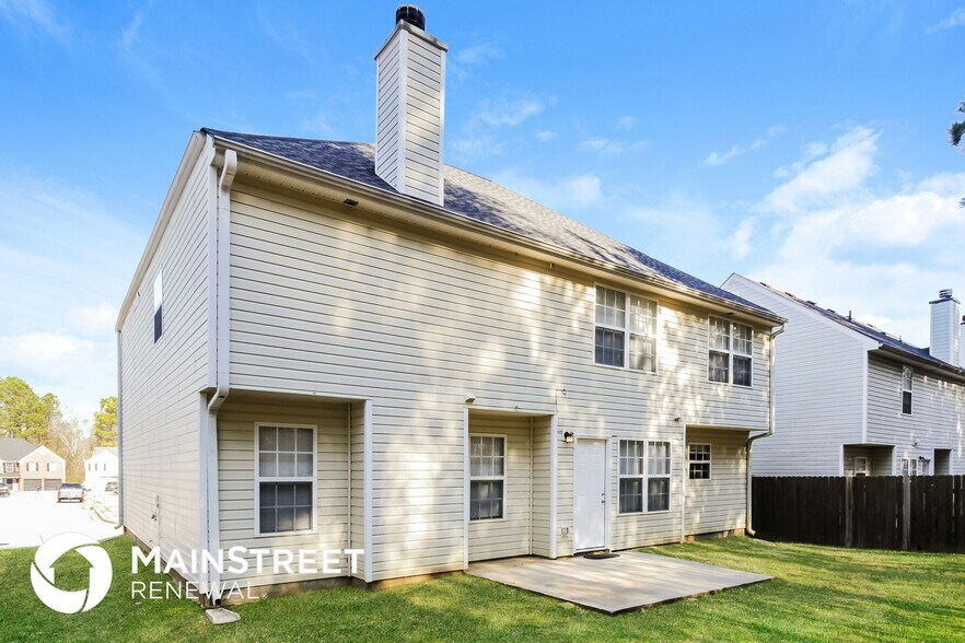 Building Photo - 2403 Brookgate Way