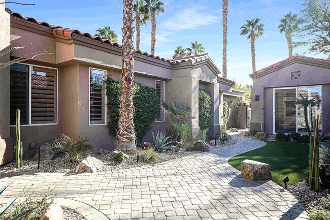 Building Photo - 413 White Horse Trail