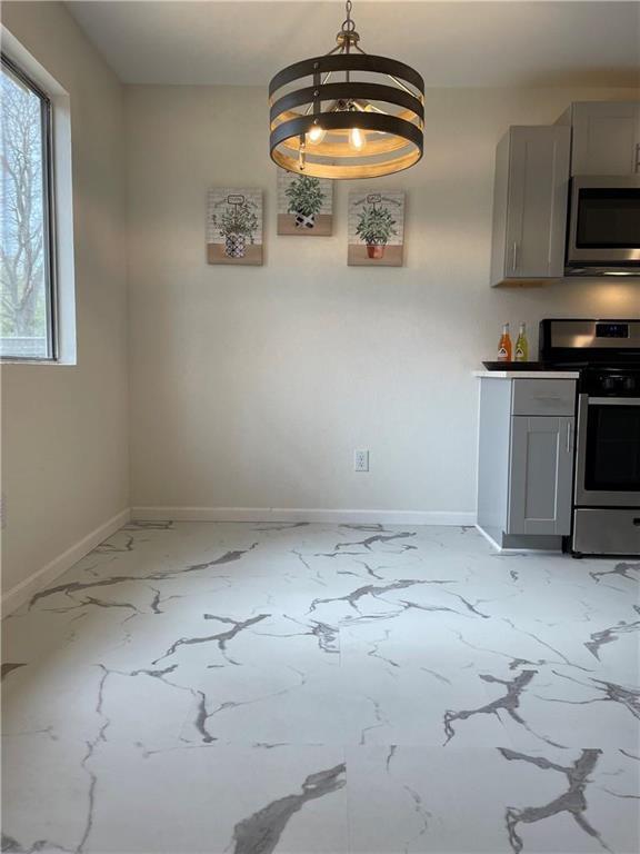 Building Photo - 1911 Heathwood Cir