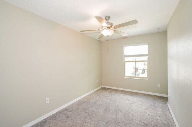 Building Photo - 1552 Cassius St