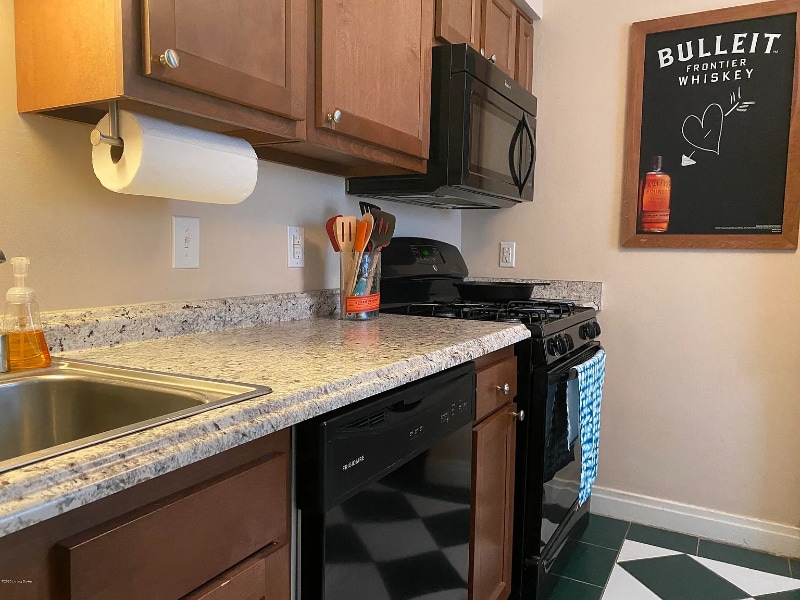 Building Photo - 5013 New Cut Rd