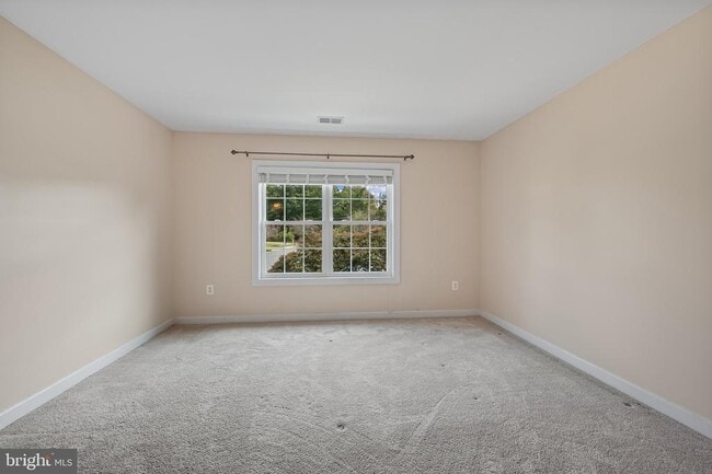 Building Photo - 306 Nova Ct