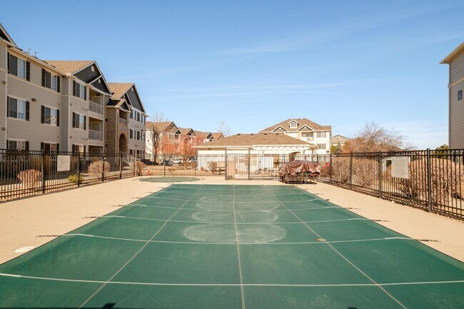 Building Photo - 15700 E Jamison Dr